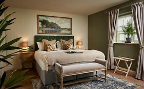 The Trout At Tadpole Bridge